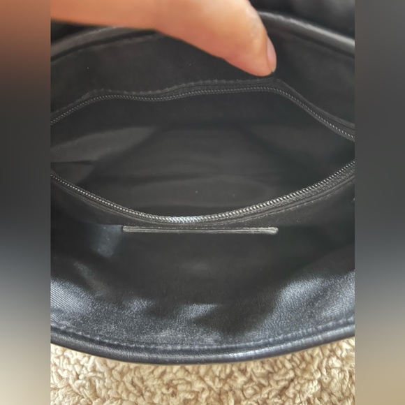 Vintage Coach Black Soho Hobo Handbag - Picture 14 of 16